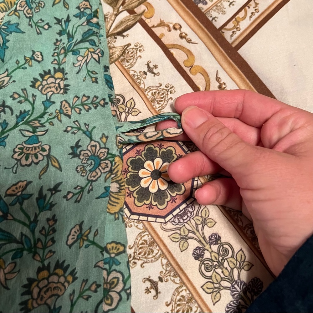 Spell Folk Song Robe - Picture 11 of 15